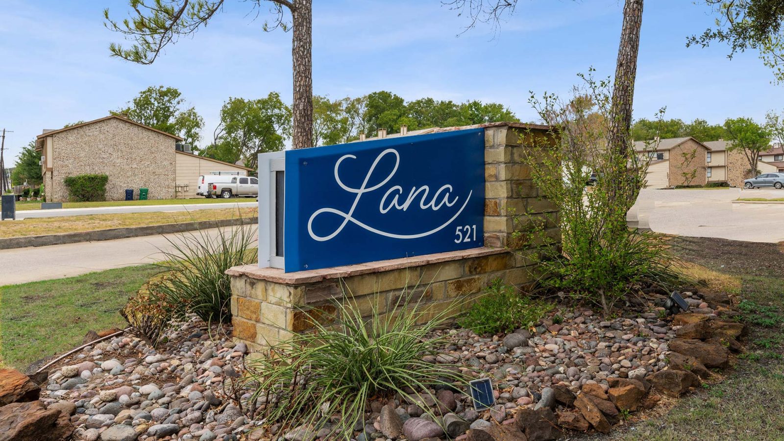 Lana Apartments Denton TX Monument Sign